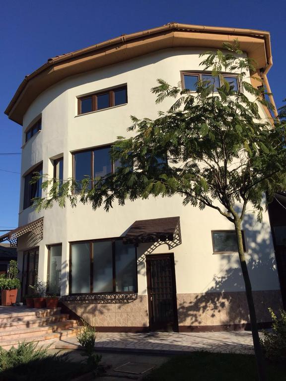 Casa Craiova Nuova Hotell Exteriör bild